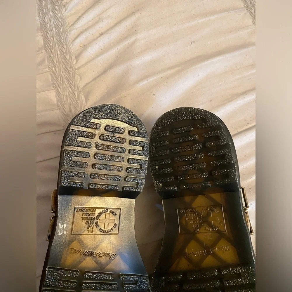 NWOT Dr. Martens 8065‎ Floral Mash Up Leather Mary Jane 'Parchment Beige Size 5 - Picture 10 of 13